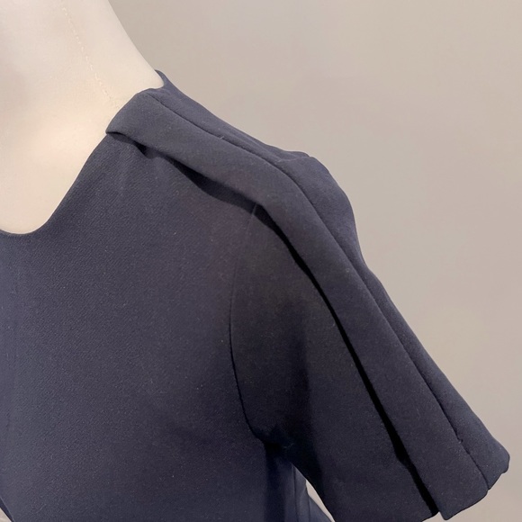 Banana Republic Fit & Flare dress - Picture 4 of 8